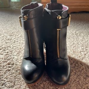 Jessica Simpson size 5 Ankle Boots❤️